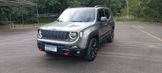 JEEP RENEGADE 2.0 16V TURBO DIESEL TRAILHAWK 4P 4X4 AUTOMÁTICO JEEP RENEGADE 2.0 16V TURBO DIESEL TRAILHAWK 4P 4X4 AUTOMÁTICO